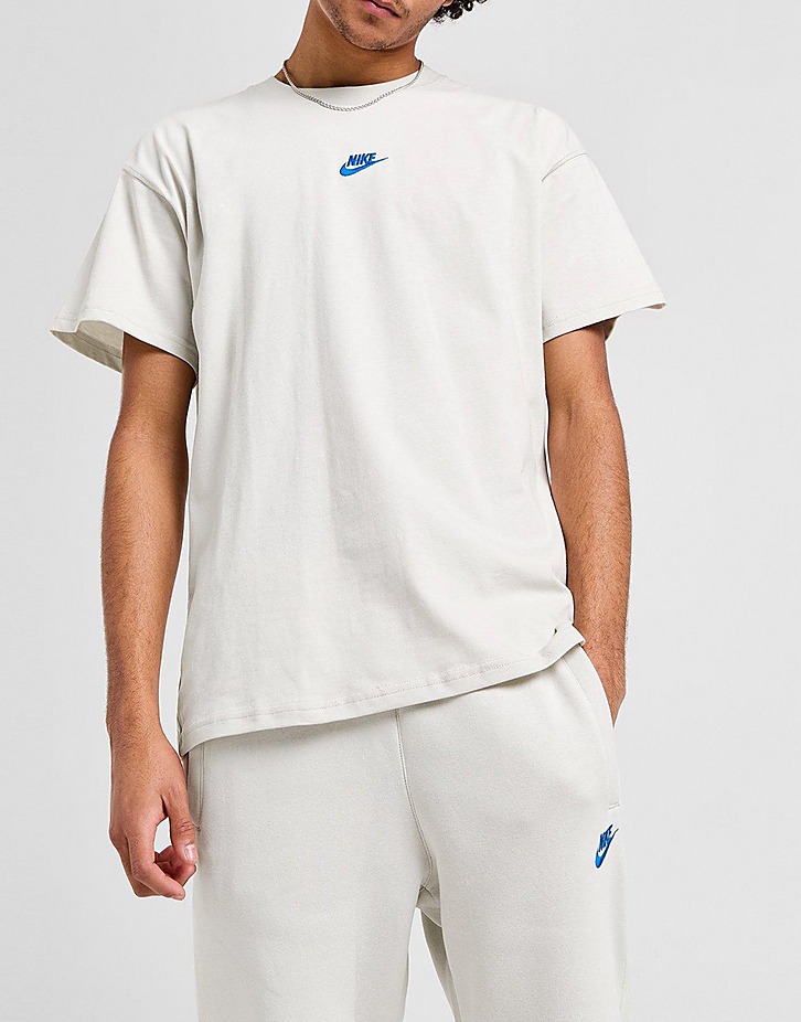 Nike Club T-Shirt